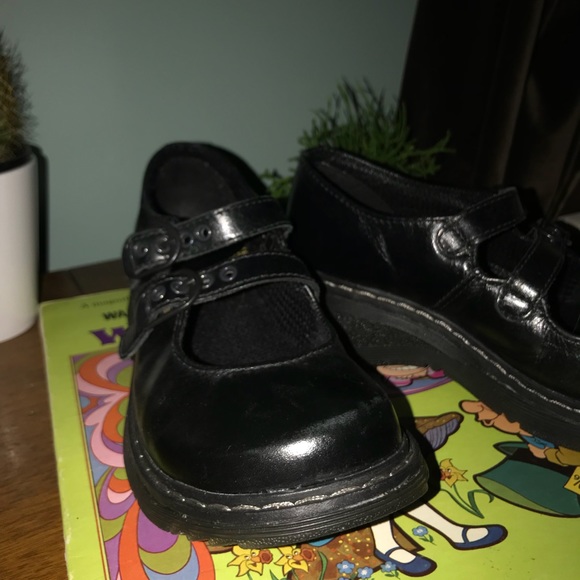 Payless Shoesource: Infant Mary Janes for $4.20 shipped - Money Saving MomÂ® : Money Saving MomÂ®